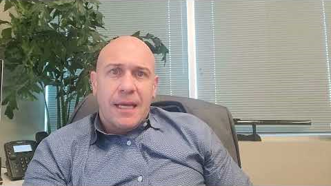 Real Estate Broker VS Real Estate Attorney For Selling Your Home - Which Is Better & Why?